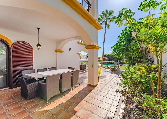 Juliet Costa Adeje (Tenerife)